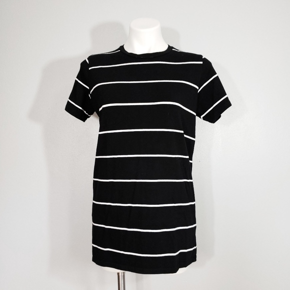 Brandy Melville Striped Tee Black and White OS Crewneck Shirt - Picture 5 of 5
